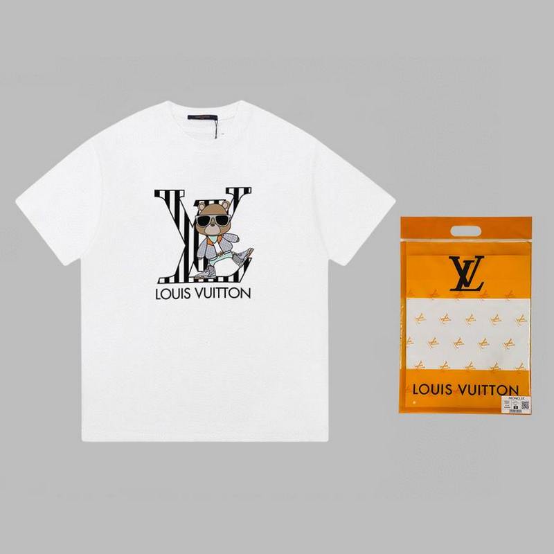 Louis Vuitton Men's T-shirts 848